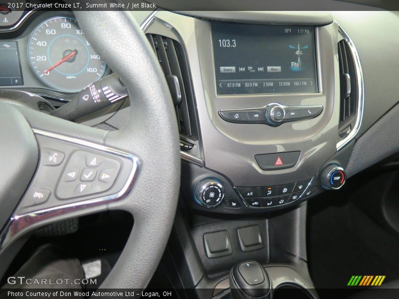Summit White / Jet Black 2017 Chevrolet Cruze LT