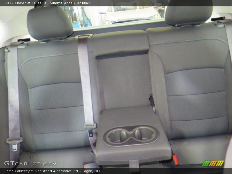 Summit White / Jet Black 2017 Chevrolet Cruze LT