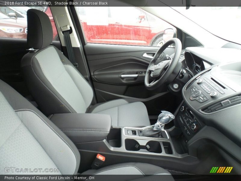 Shadow Black / Charcoal Black 2018 Ford Escape SE 4WD