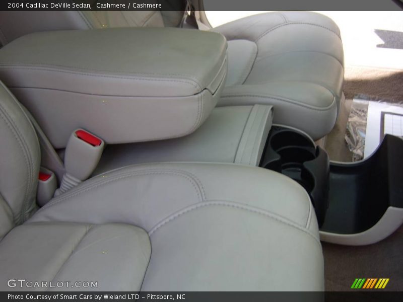 Cashmere / Cashmere 2004 Cadillac DeVille Sedan