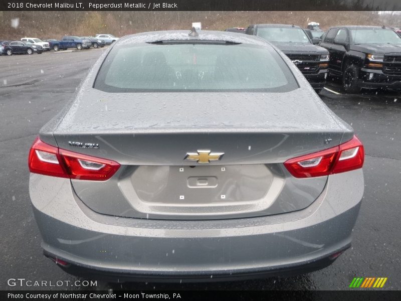 Pepperdust Metallic / Jet Black 2018 Chevrolet Malibu LT