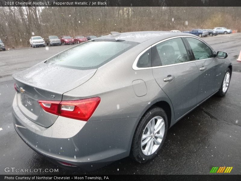 Pepperdust Metallic / Jet Black 2018 Chevrolet Malibu LT