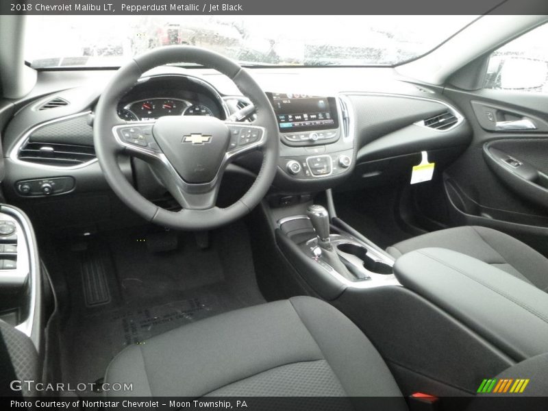 Pepperdust Metallic / Jet Black 2018 Chevrolet Malibu LT