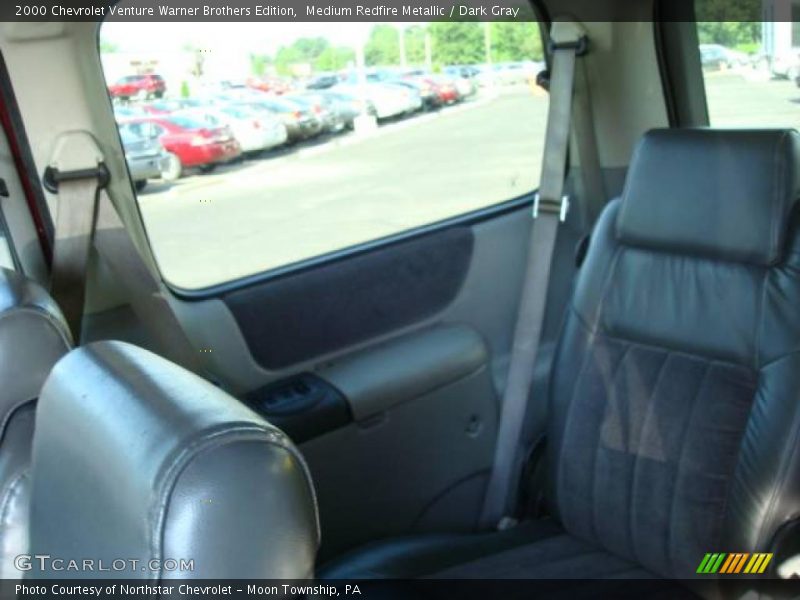 Medium Redfire Metallic / Dark Gray 2000 Chevrolet Venture Warner Brothers Edition