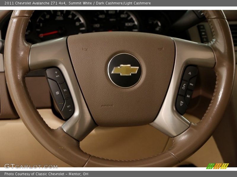 Summit White / Dark Cashmere/Light Cashmere 2011 Chevrolet Avalanche Z71 4x4