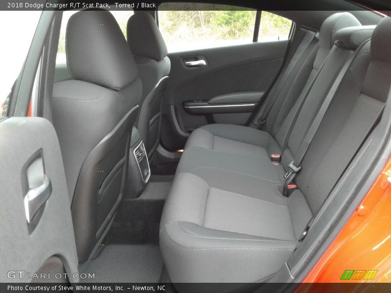 Torred / Black 2018 Dodge Charger R/T Scat Pack