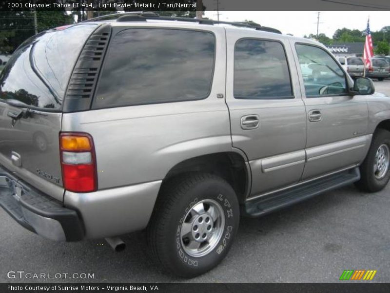 Light Pewter Metallic / Tan/Neutral 2001 Chevrolet Tahoe LT 4x4