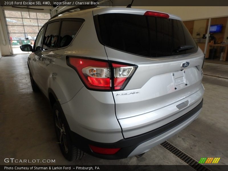 Ingot Silver / Charcoal Black 2018 Ford Escape SEL 4WD