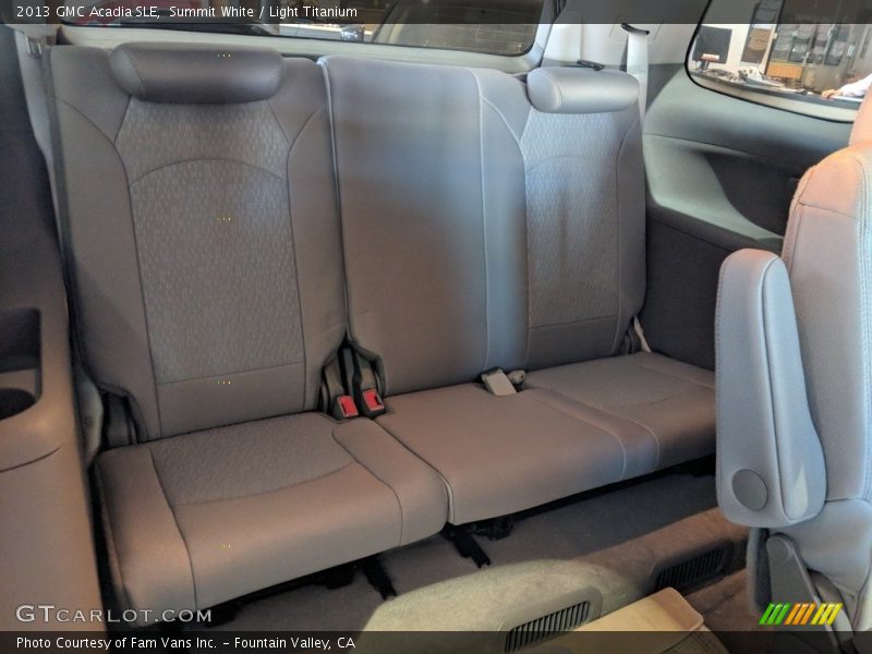 Summit White / Light Titanium 2013 GMC Acadia SLE