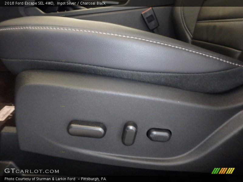 Ingot Silver / Charcoal Black 2018 Ford Escape SEL 4WD