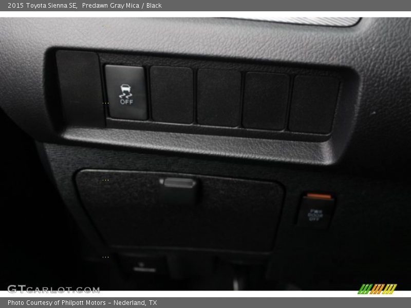 Predawn Gray Mica / Black 2015 Toyota Sienna SE