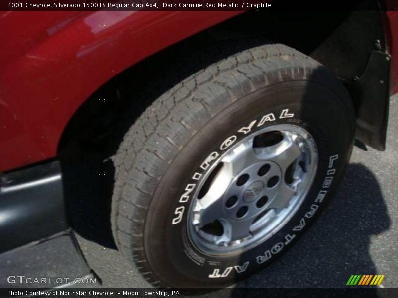 Dark Carmine Red Metallic / Graphite 2001 Chevrolet Silverado 1500 LS Regular Cab 4x4