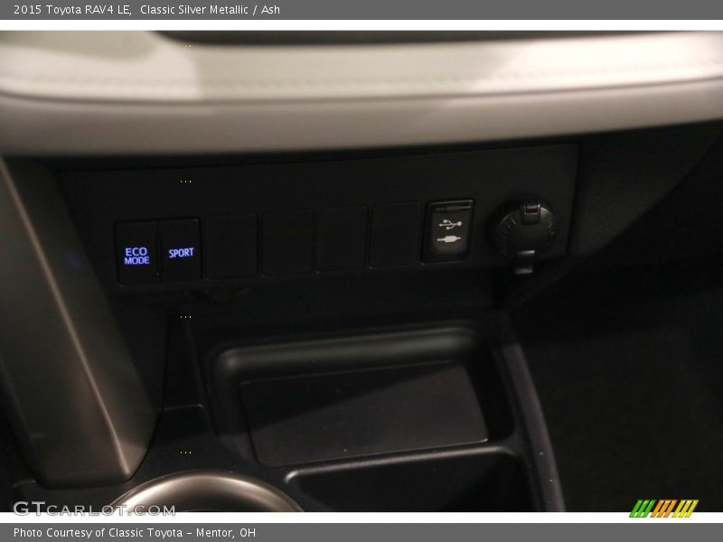 Classic Silver Metallic / Ash 2015 Toyota RAV4 LE