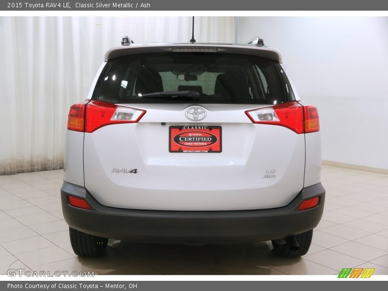 Classic Silver Metallic / Ash 2015 Toyota RAV4 LE