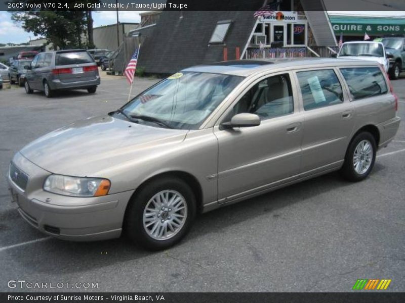 Ash Gold Metallic / Taupe/Light Taupe 2005 Volvo V70 2.4