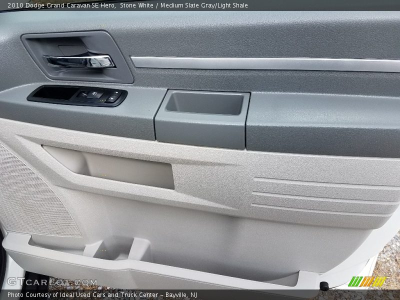 Stone White / Medium Slate Gray/Light Shale 2010 Dodge Grand Caravan SE Hero