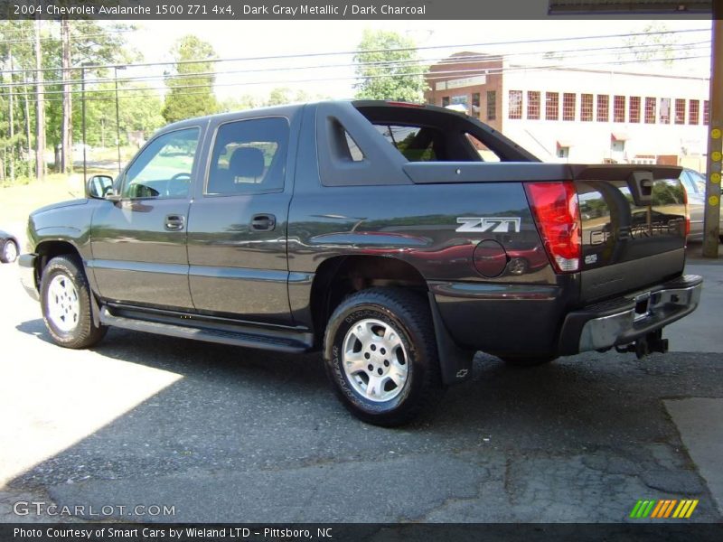 Dark Gray Metallic / Dark Charcoal 2004 Chevrolet Avalanche 1500 Z71 4x4