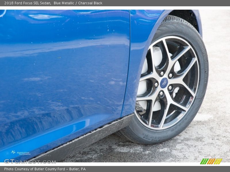 Blue Metallic / Charcoal Black 2018 Ford Focus SEL Sedan