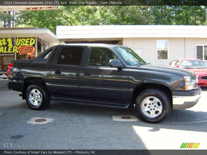 Dark Gray Metallic / Dark Charcoal 2004 Chevrolet Avalanche 1500 Z71 4x4