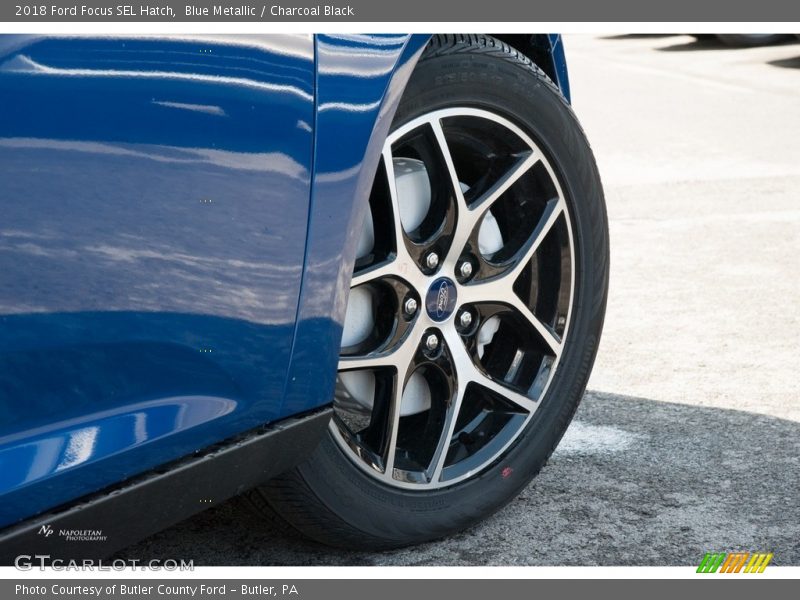 Blue Metallic / Charcoal Black 2018 Ford Focus SEL Hatch