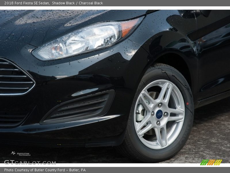 Shadow Black / Charcoal Black 2018 Ford Fiesta SE Sedan