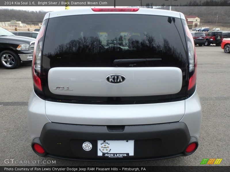 Bright Silver / Black Diamond Woven Cloth 2014 Kia Soul 1.6