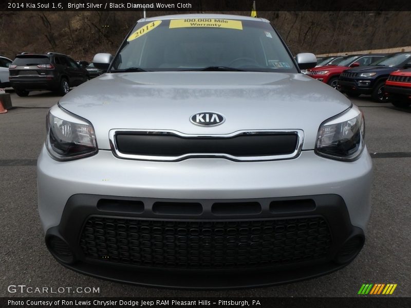 Bright Silver / Black Diamond Woven Cloth 2014 Kia Soul 1.6