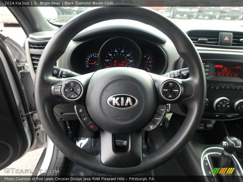 Bright Silver / Black Diamond Woven Cloth 2014 Kia Soul 1.6