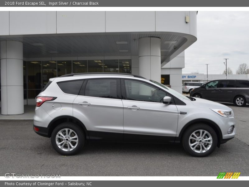 Ingot Silver / Charcoal Black 2018 Ford Escape SEL