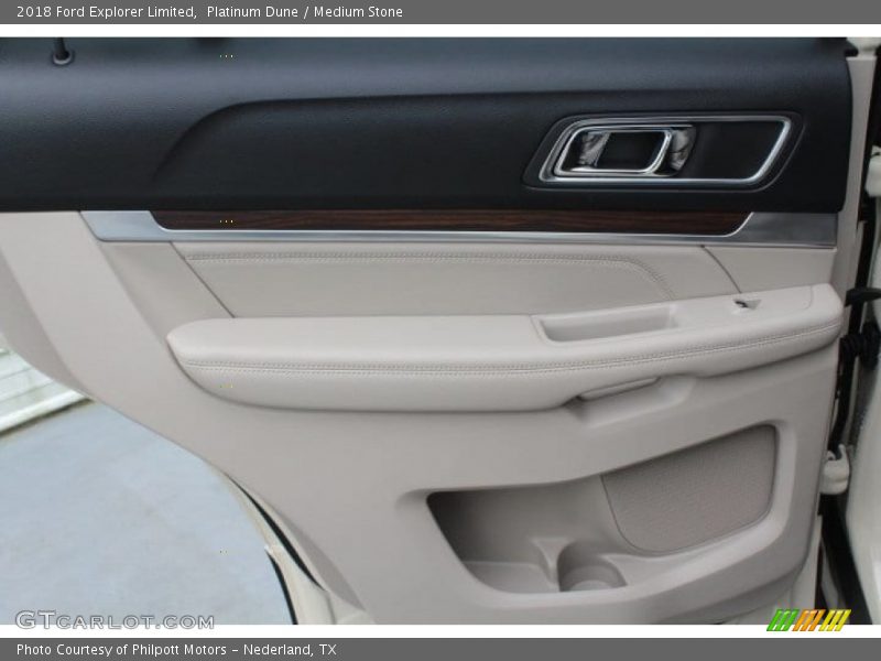 Platinum Dune / Medium Stone 2018 Ford Explorer Limited