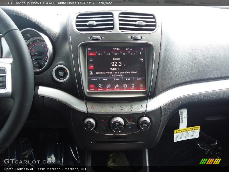 White Noise Tri-Coat / Black/Red 2018 Dodge Journey GT AWD