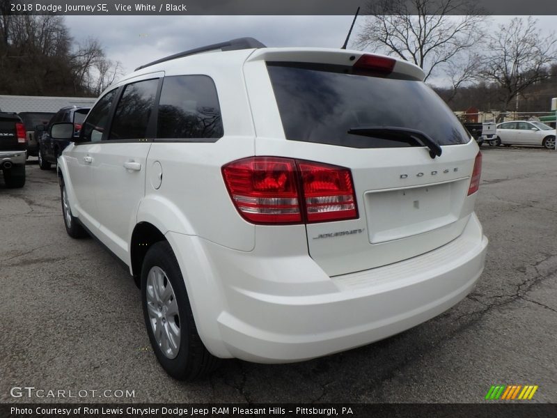 Vice White / Black 2018 Dodge Journey SE