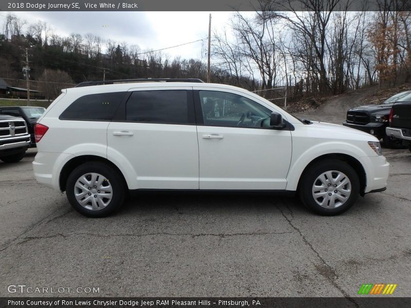 Vice White / Black 2018 Dodge Journey SE