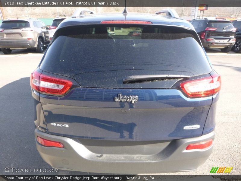 Patriot Blue Pearl / Black 2018 Jeep Cherokee Latitude Plus 4x4