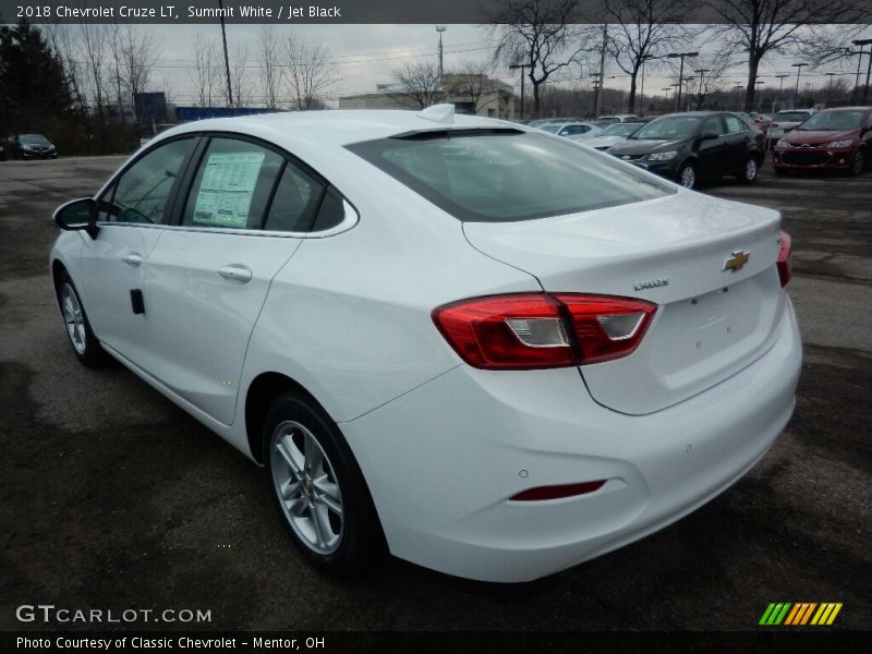 Summit White / Jet Black 2018 Chevrolet Cruze LT