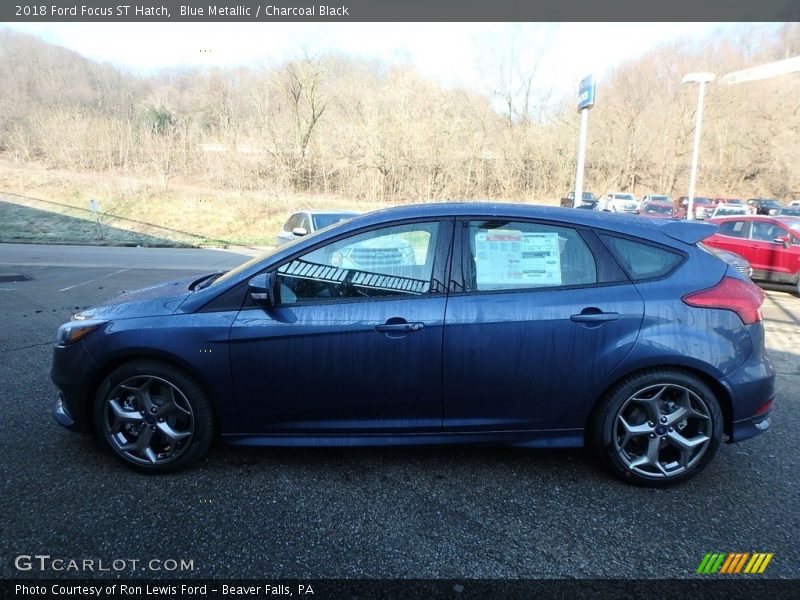 Blue Metallic / Charcoal Black 2018 Ford Focus ST Hatch