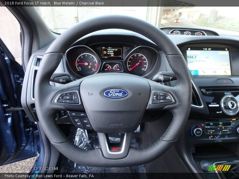 Blue Metallic / Charcoal Black 2018 Ford Focus ST Hatch