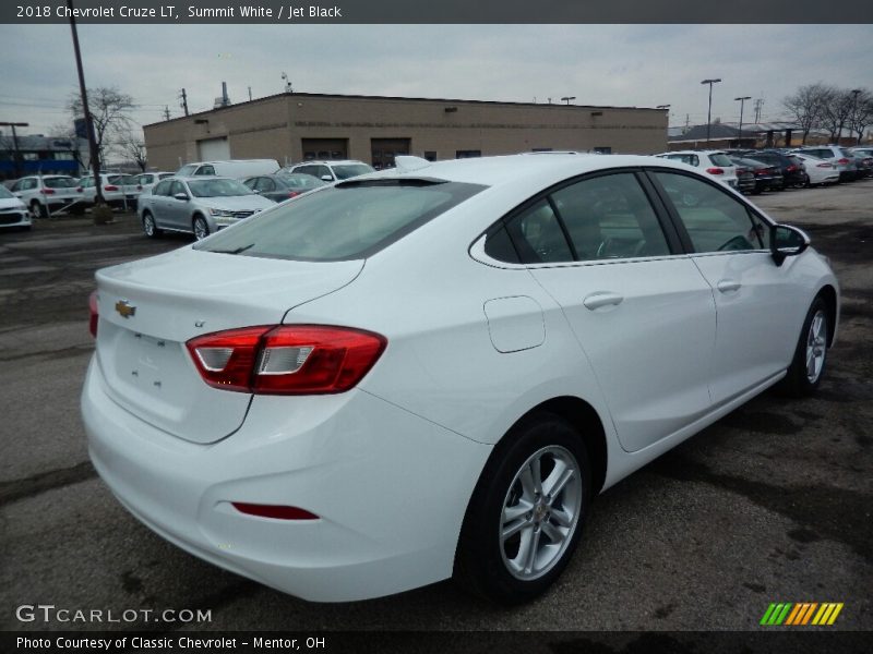 Summit White / Jet Black 2018 Chevrolet Cruze LT