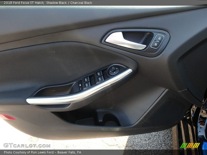 Shadow Black / Charcoal Black 2018 Ford Focus ST Hatch