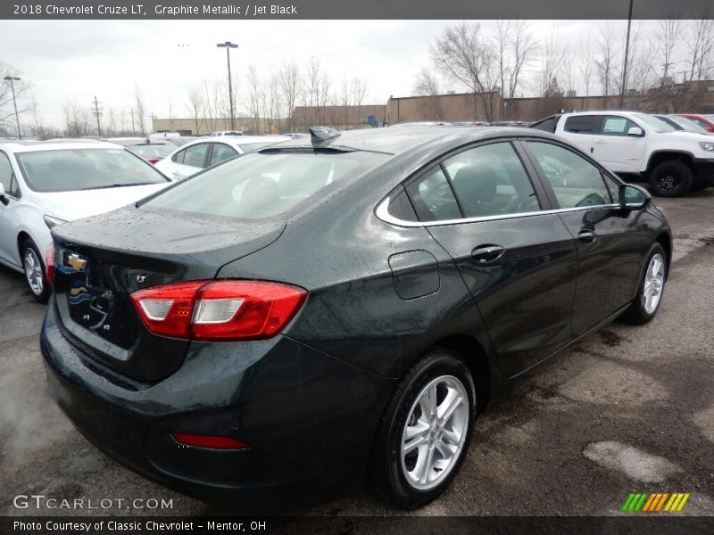 Graphite Metallic / Jet Black 2018 Chevrolet Cruze LT