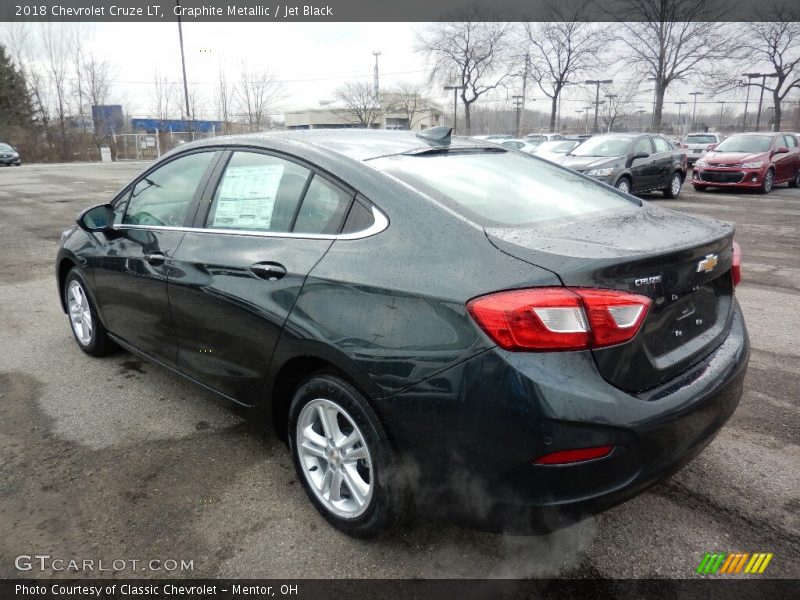 Graphite Metallic / Jet Black 2018 Chevrolet Cruze LT