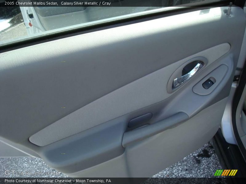 Galaxy Silver Metallic / Gray 2005 Chevrolet Malibu Sedan