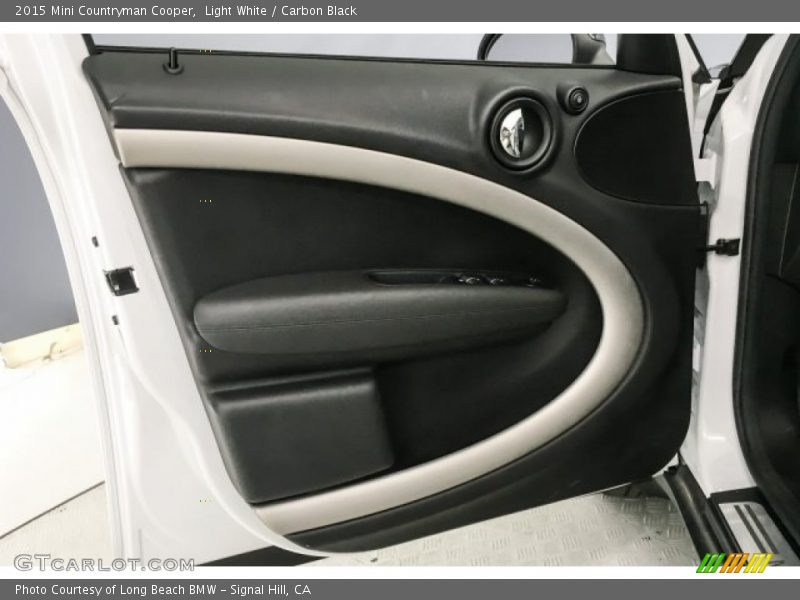 Light White / Carbon Black 2015 Mini Countryman Cooper