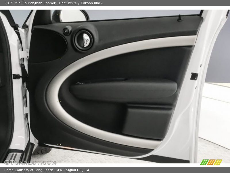 Light White / Carbon Black 2015 Mini Countryman Cooper