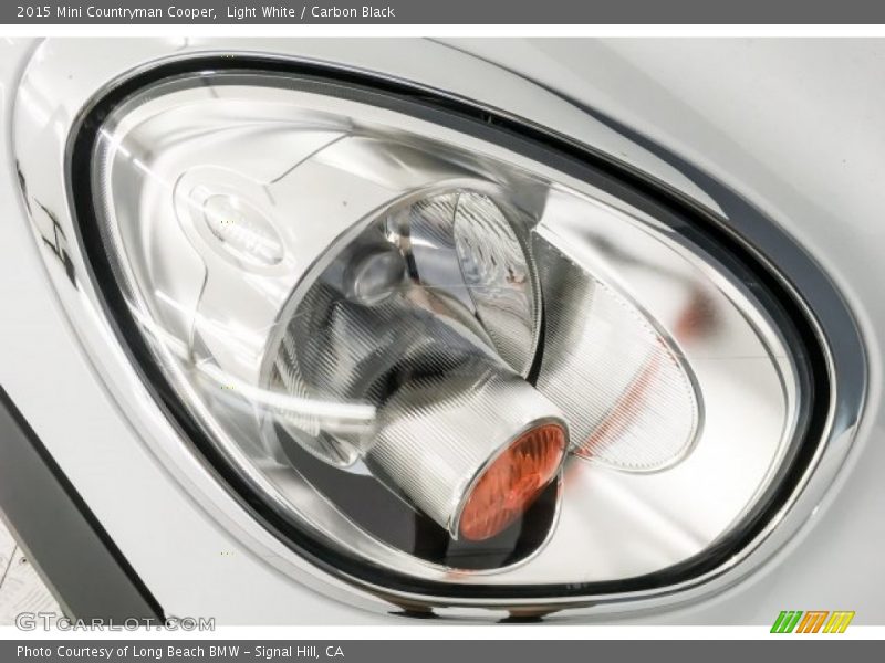 Light White / Carbon Black 2015 Mini Countryman Cooper