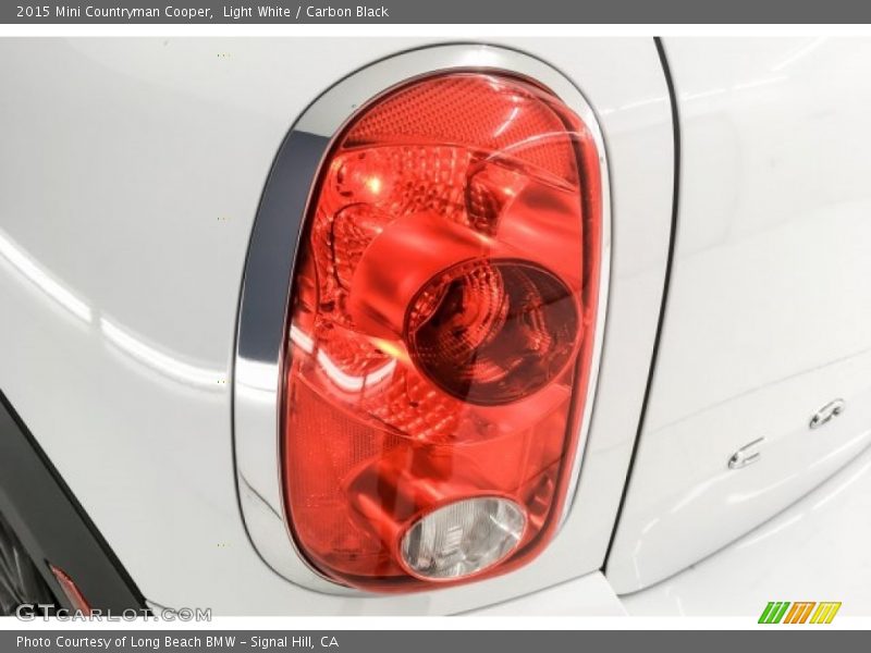 Light White / Carbon Black 2015 Mini Countryman Cooper
