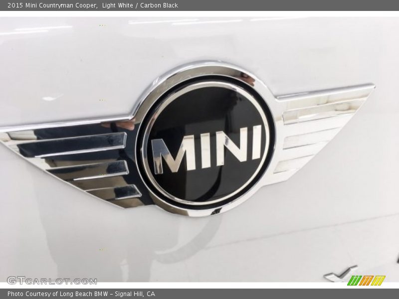 Light White / Carbon Black 2015 Mini Countryman Cooper
