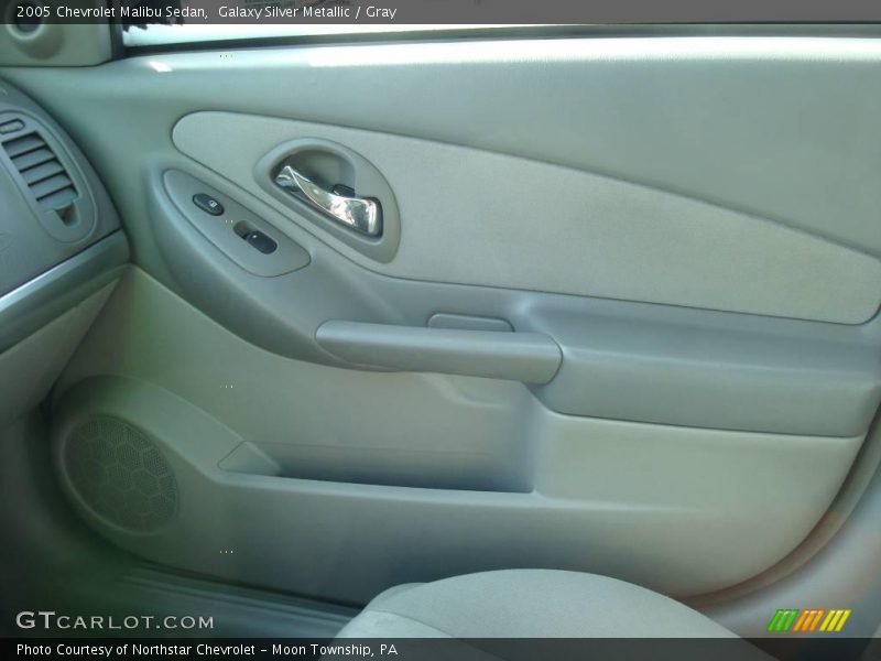 Galaxy Silver Metallic / Gray 2005 Chevrolet Malibu Sedan