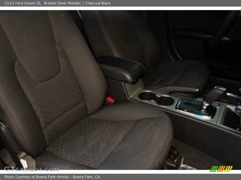 Brilliant Silver Metallic / Charcoal Black 2010 Ford Fusion SE