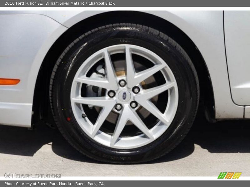 Brilliant Silver Metallic / Charcoal Black 2010 Ford Fusion SE